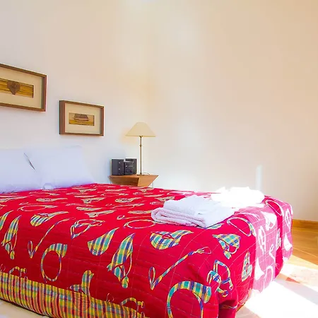 Liiiving In - Bay View Villa Nazare